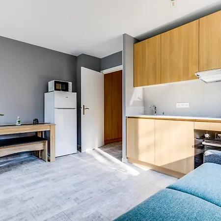 4t Immo - 31 Avenue Gaston Chauvin 아파트