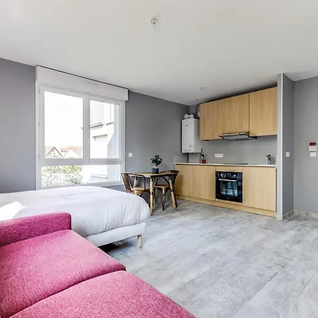 4t Immo - 31 Avenue Gaston Chauvin 아파트